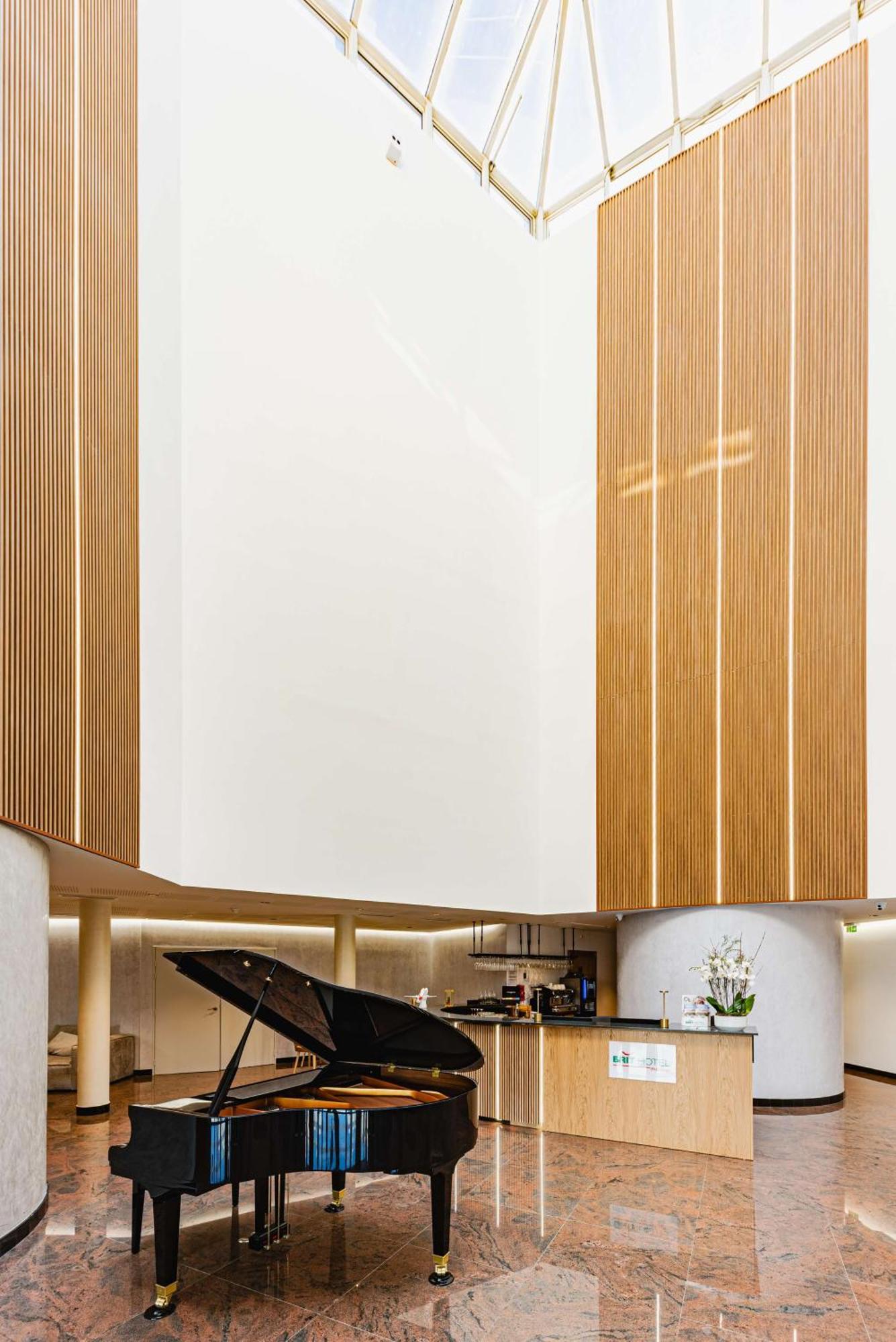Brit Hotel Privilege Paris Rosny-Sous-Bois Luaran gambar
