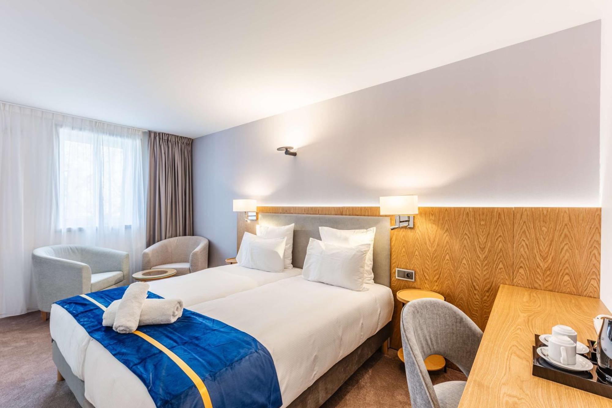 Brit Hotel Privilege Paris Rosny-Sous-Bois Luaran gambar