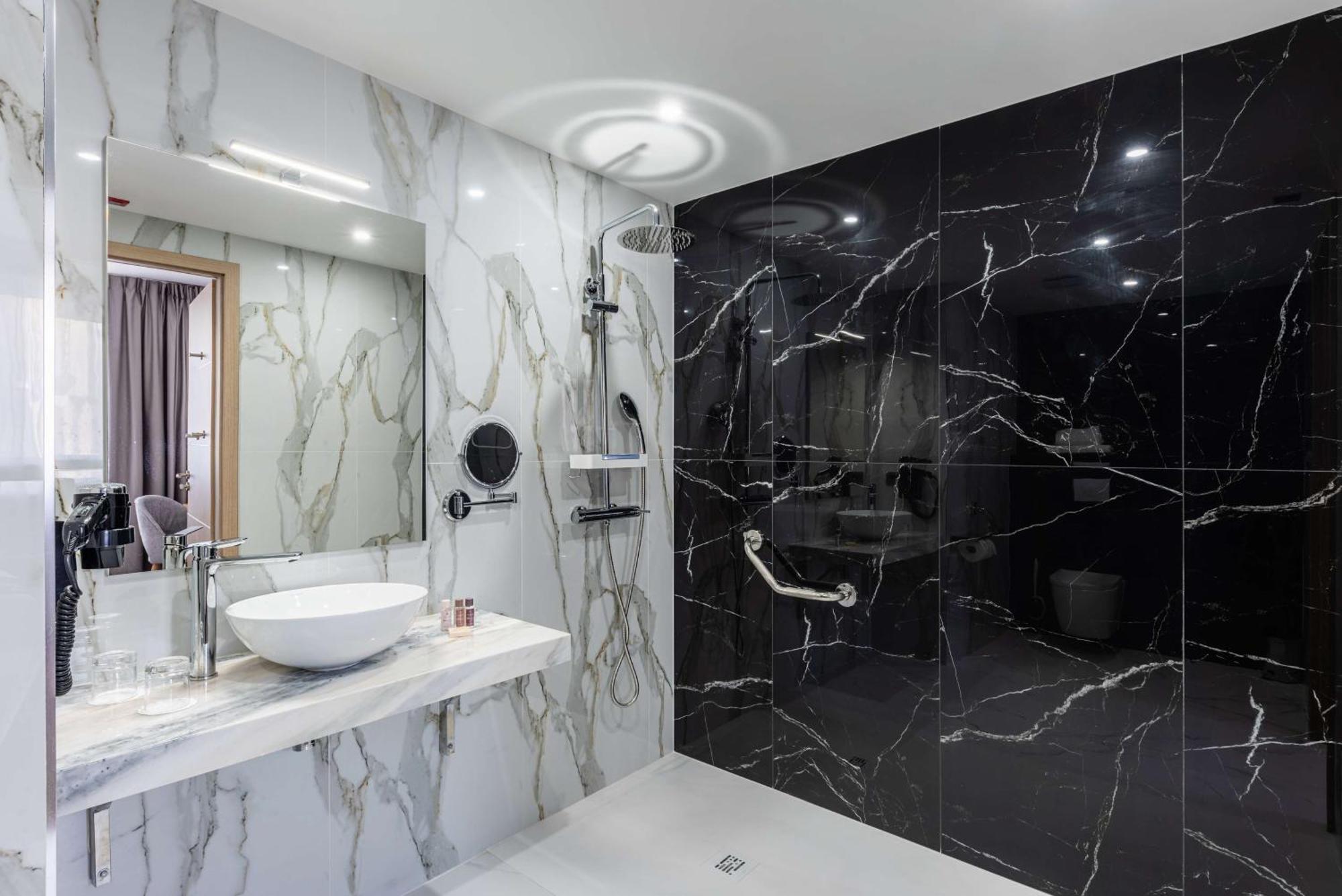 Brit Hotel Privilege Paris Rosny-Sous-Bois Luaran gambar