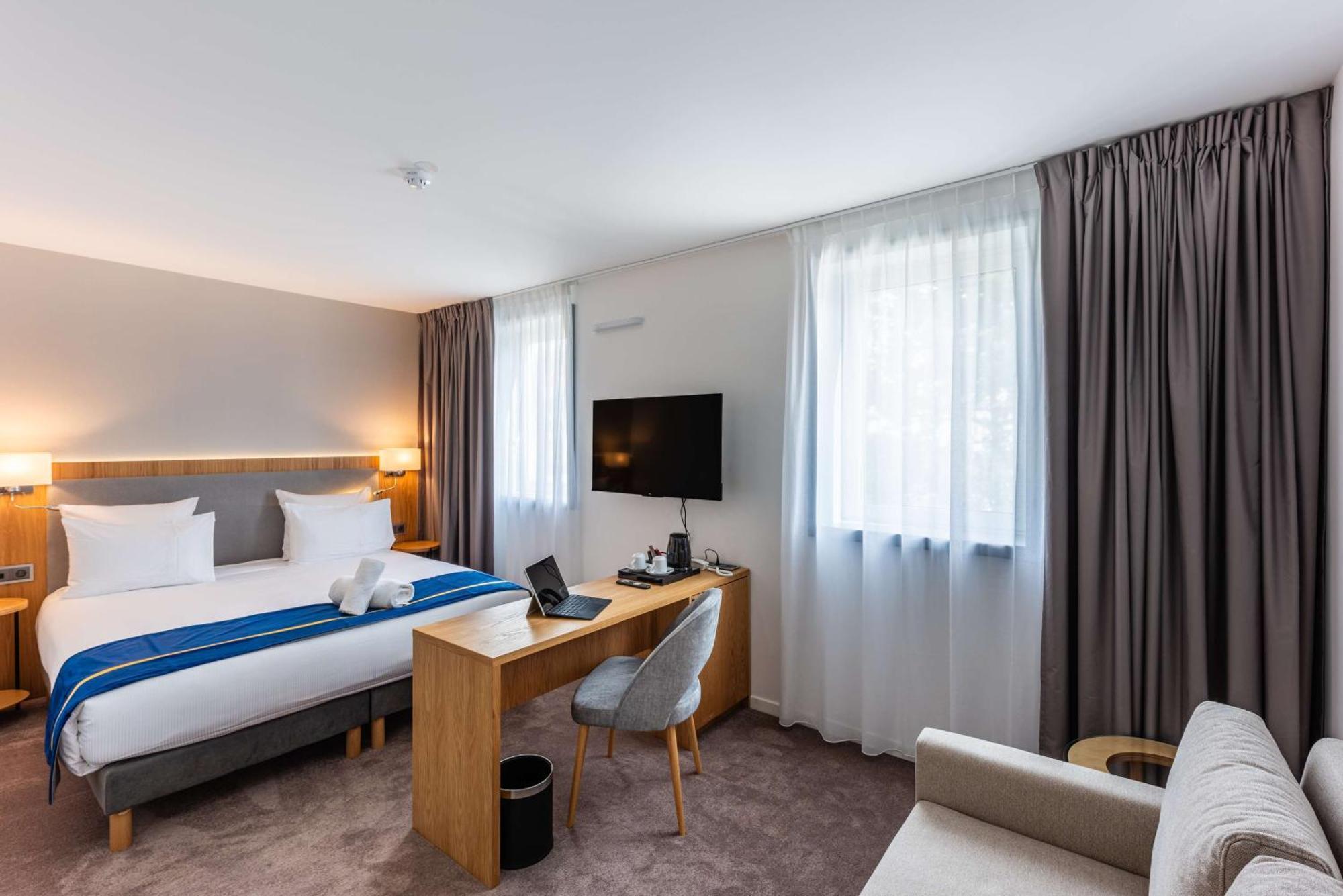 Brit Hotel Privilege Paris Rosny-Sous-Bois Luaran gambar